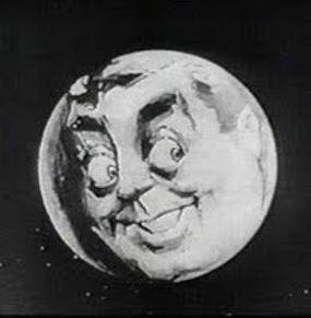 The-Honeymooners-Ralph-on-the-Moon3